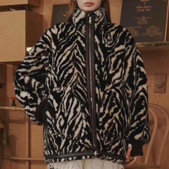 Reversible Oversized Faux Fur Jacket - Picture 1 of 6